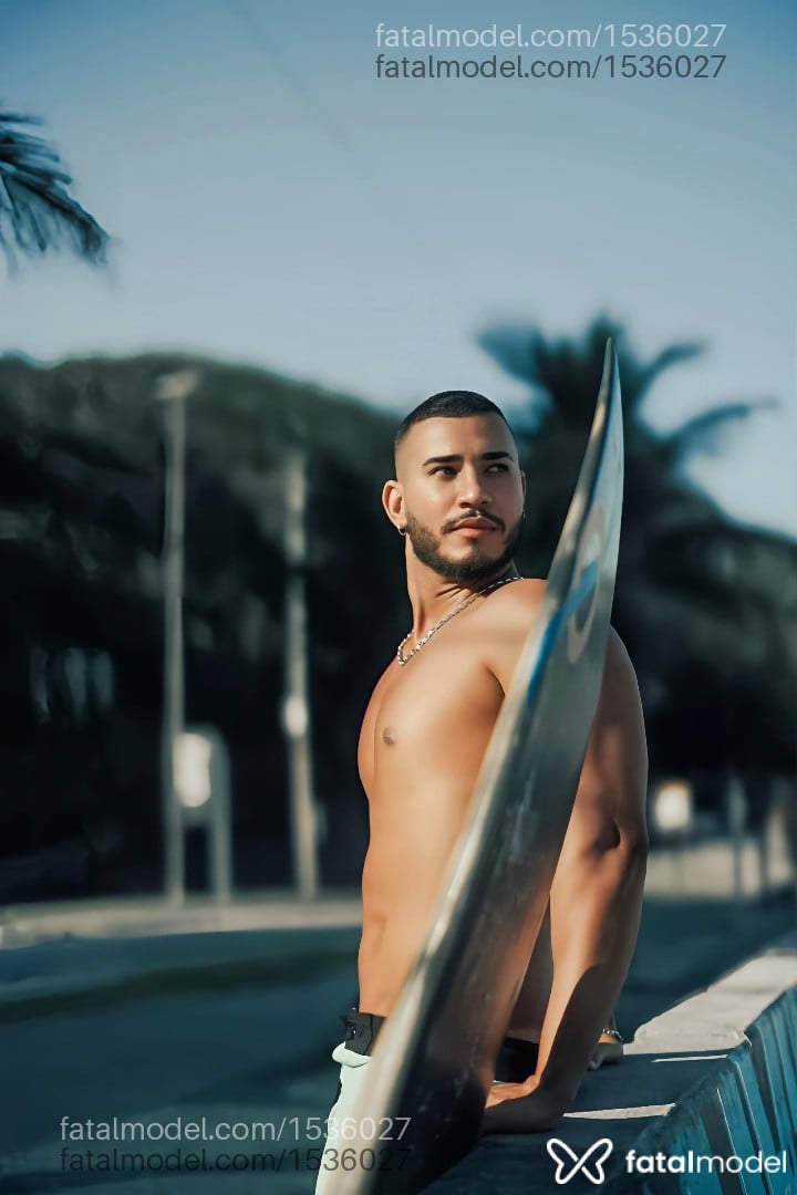 Acompanhante homem morena (o) de olhos castanhos - Elbo Bayma