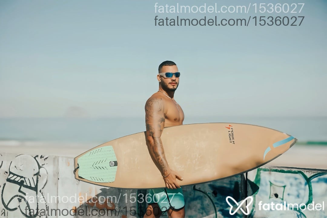Acompanhante homem morena (o) de olhos castanhos - Elbo Bayma