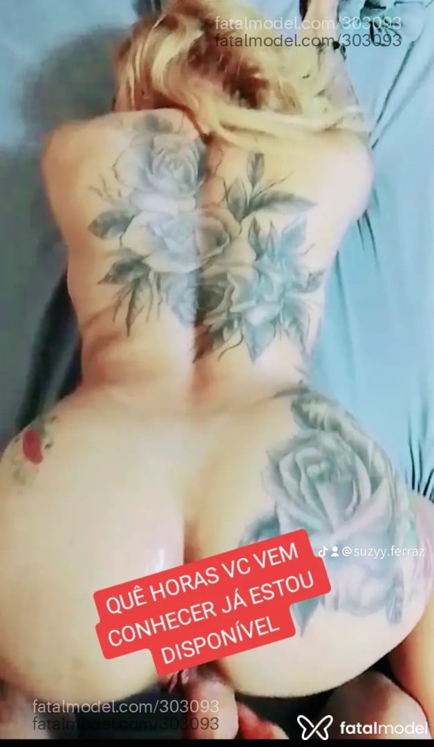 Acompanhante mulher loira (o) de olhos castanhos - DIANA
