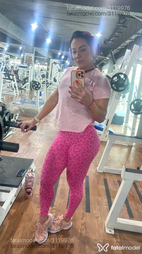 Acompanhante mulher morena (o) de olhos castanhos - Bruna Morena