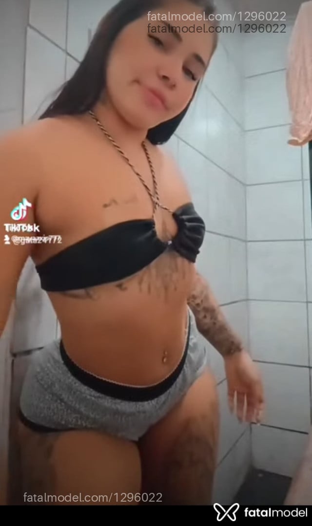 Acompanhante mulher morena (o) de olhos mel - Alice Maravilha
