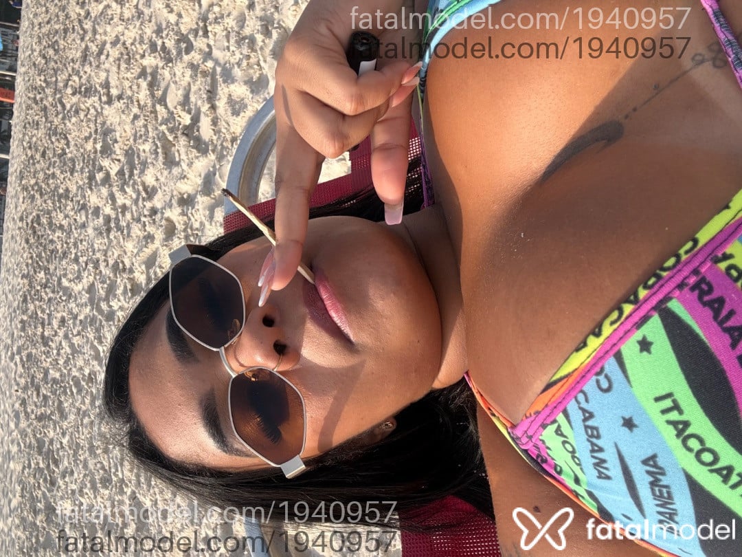 Acompanhante mulher morena (o) de olhos castanhos - Luanny