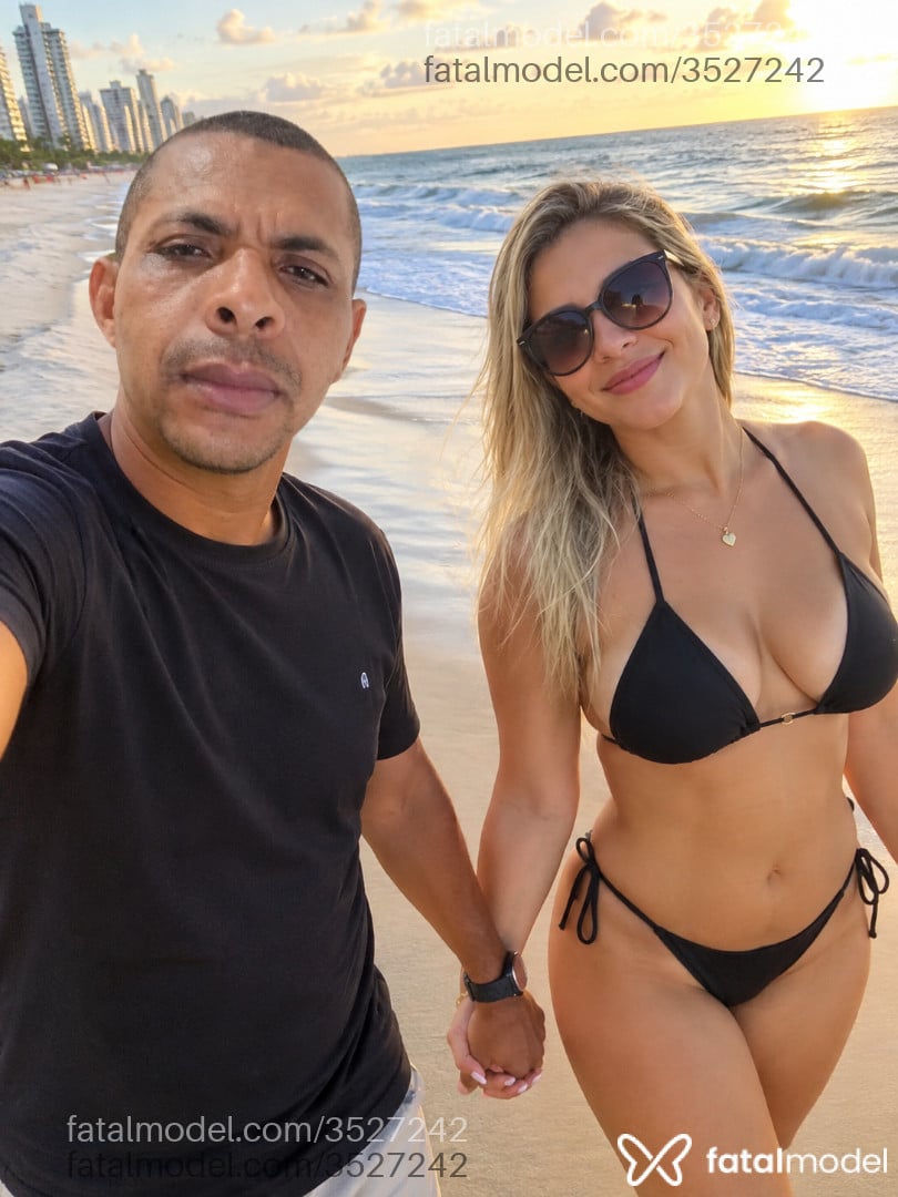 Acompanhante homem morena (o) de olhos castanhos - Adailton