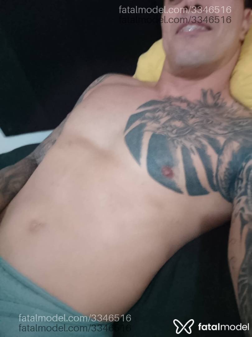 Acompanhante homem morena (o) de olhos castanhos - Apolo