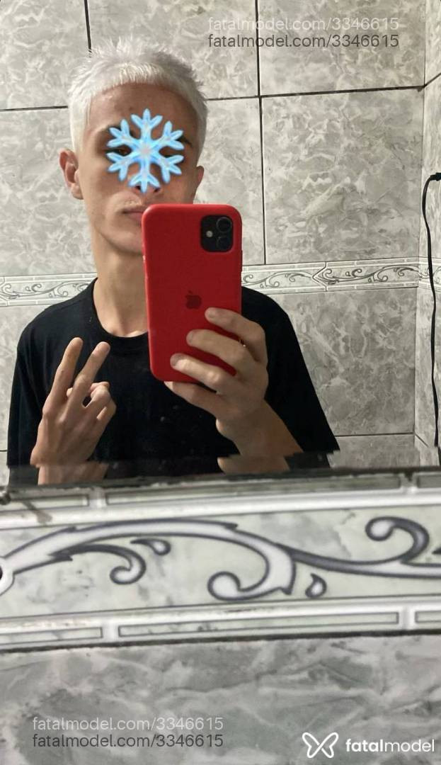 Acompanhante homem morena (o) de olhos verdes - Thiago