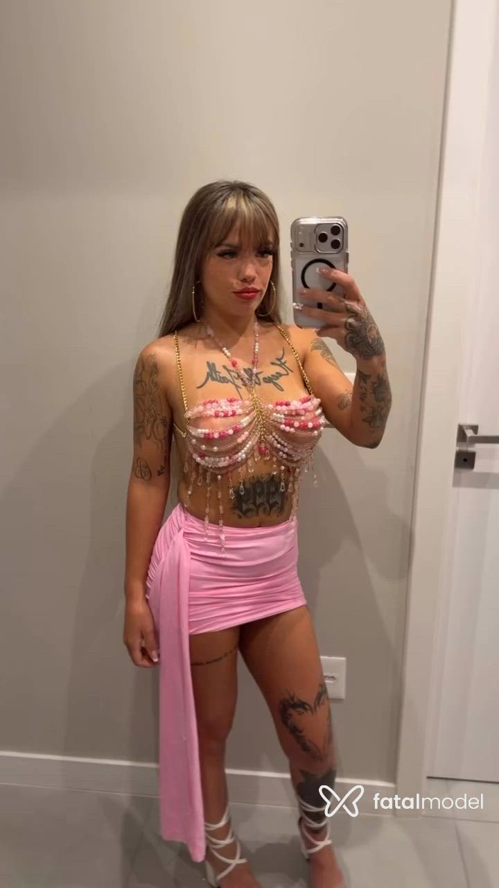 Acompanhante mulher morena (o) de olhos mel - Zoepimentinhacwb