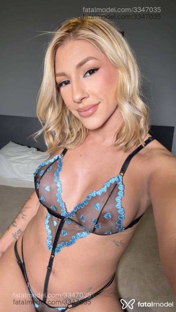Acompanhante mulher trans loira (o) de olhos castanhos em São Paulo - Bianca Ferraz