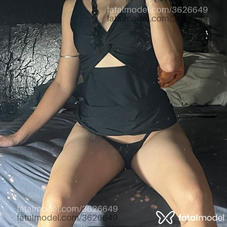 Acompanhante mulher morena (o) de olhos castanhos - Tamiris