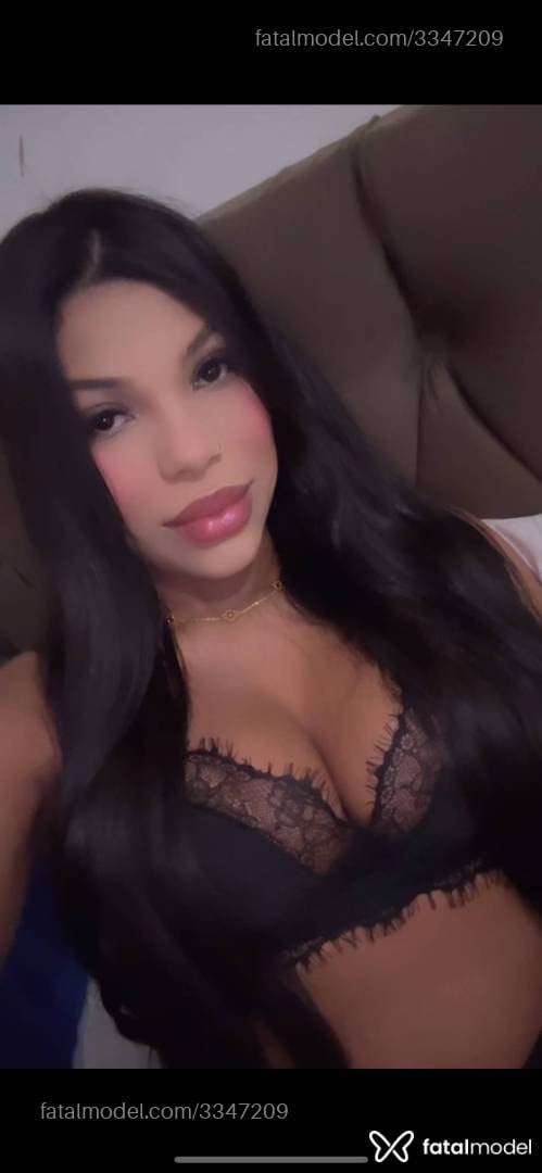 Acompanhante mulher morena (o) de olhos pretos - Barbara