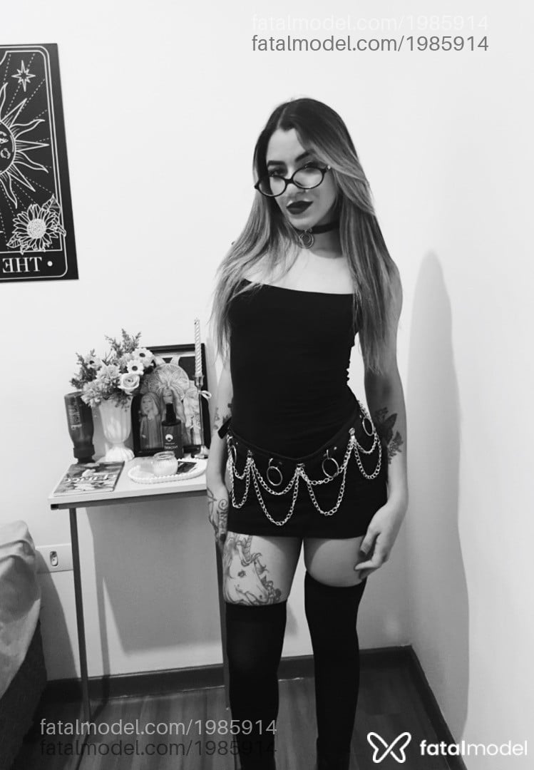 Acompanhante mulher loira (o) de olhos verdes - Natalia Vaz