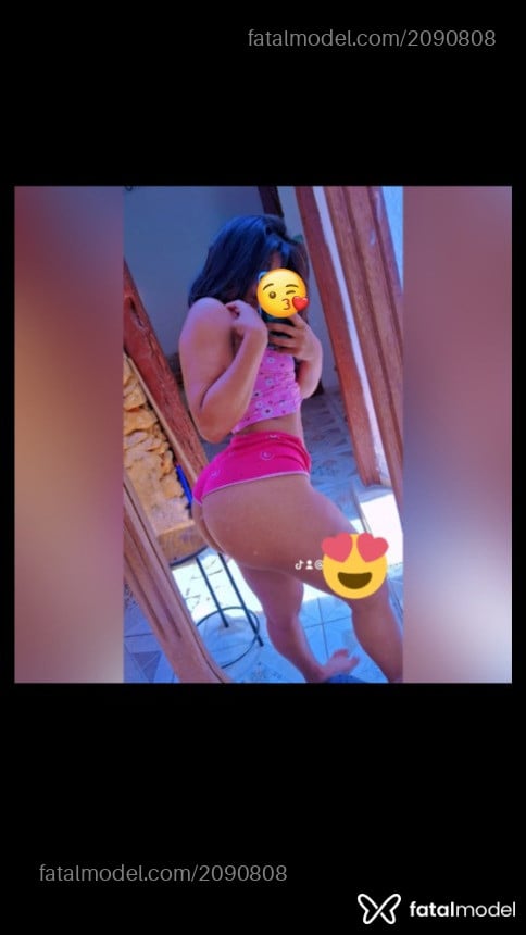 Acompanhante mulher morena (o) de olhos castanhos - Sarah