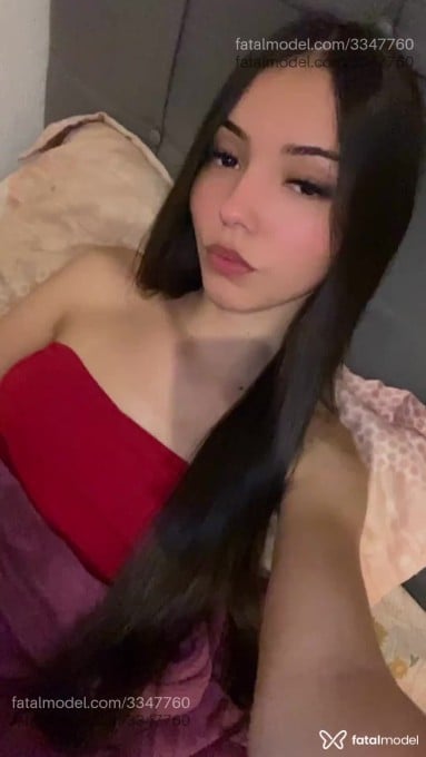 Acompanhante mulher com cabelo castanho de olhos castanhos - Melissa Froes
