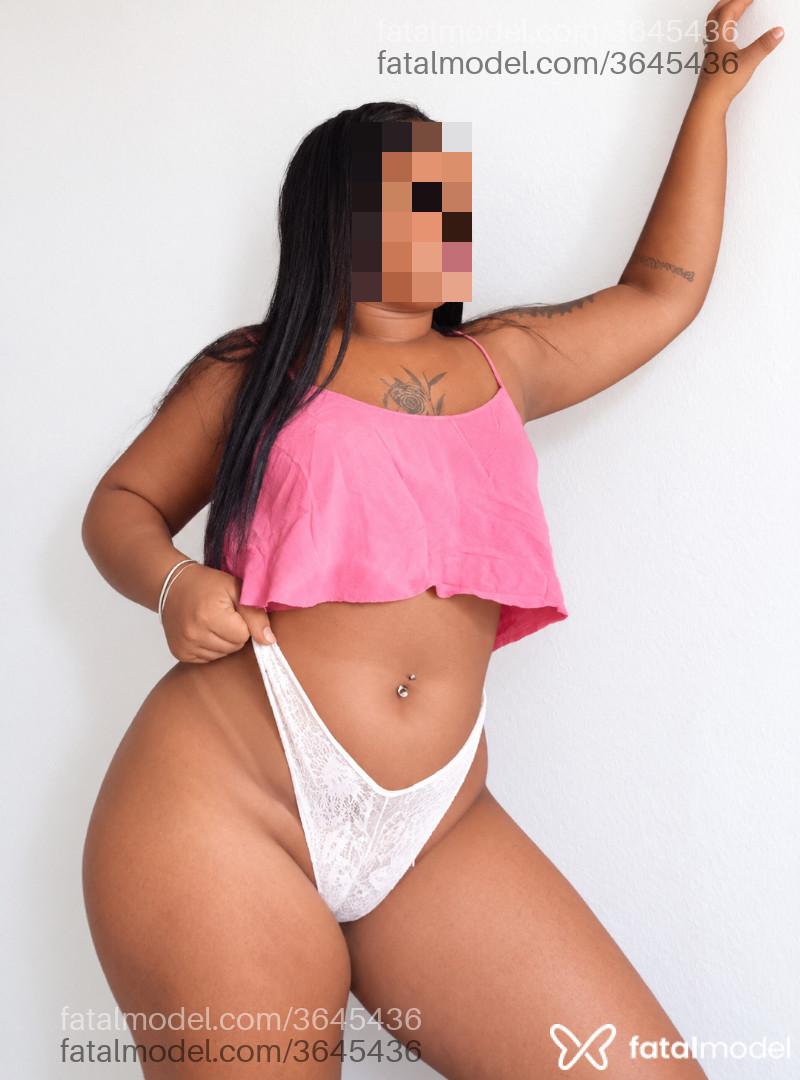 Acompanhante mulher morena (o) de olhos castanhos - Penélope