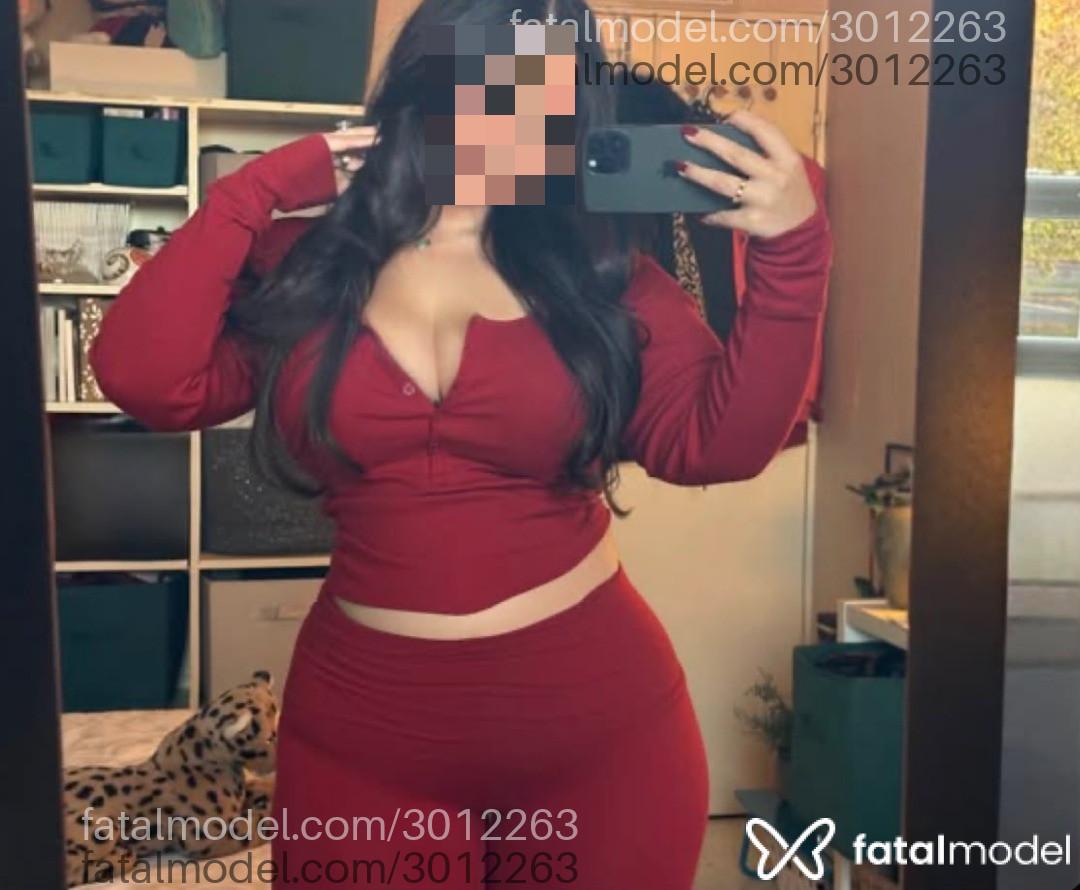 Acompanhante mulher com cabelo castanho de olhos mel - Hanna Heloisa