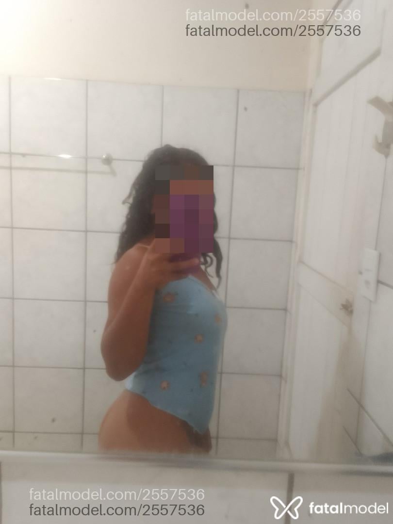 Acompanhante mulher morena (o) de olhos castanhos - Carol Mel