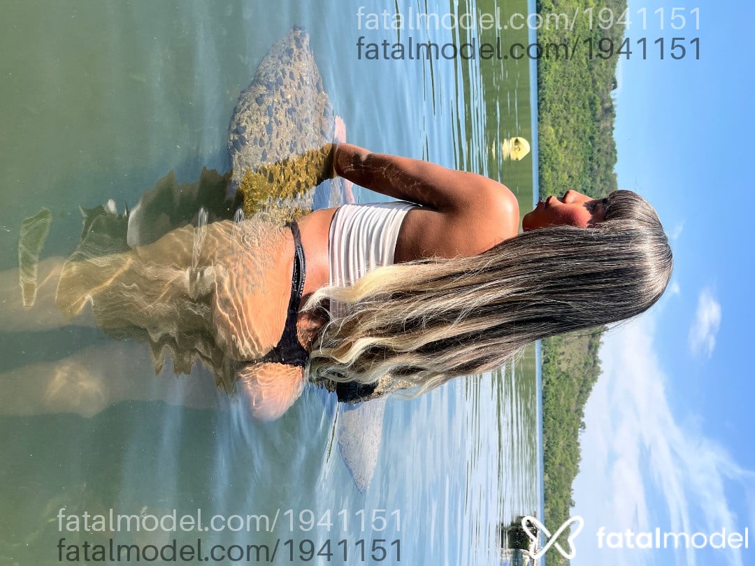 Acompanhante mulher trans morena (o) de olhos castanhos - Sayuri
