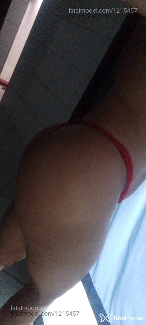 Acompanhante mulher com cabelo castanho de olhos castanhos - Morena Bela Morena