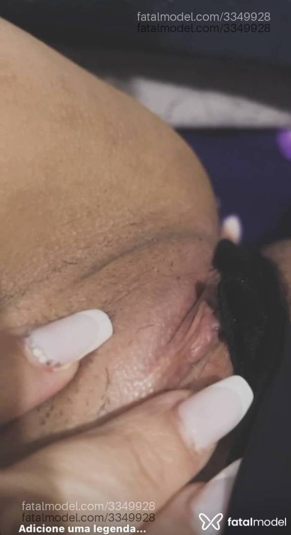 Acompanhante mulher loira (o) de olhos castanhos em Lajeado - Alexia Ribeiro