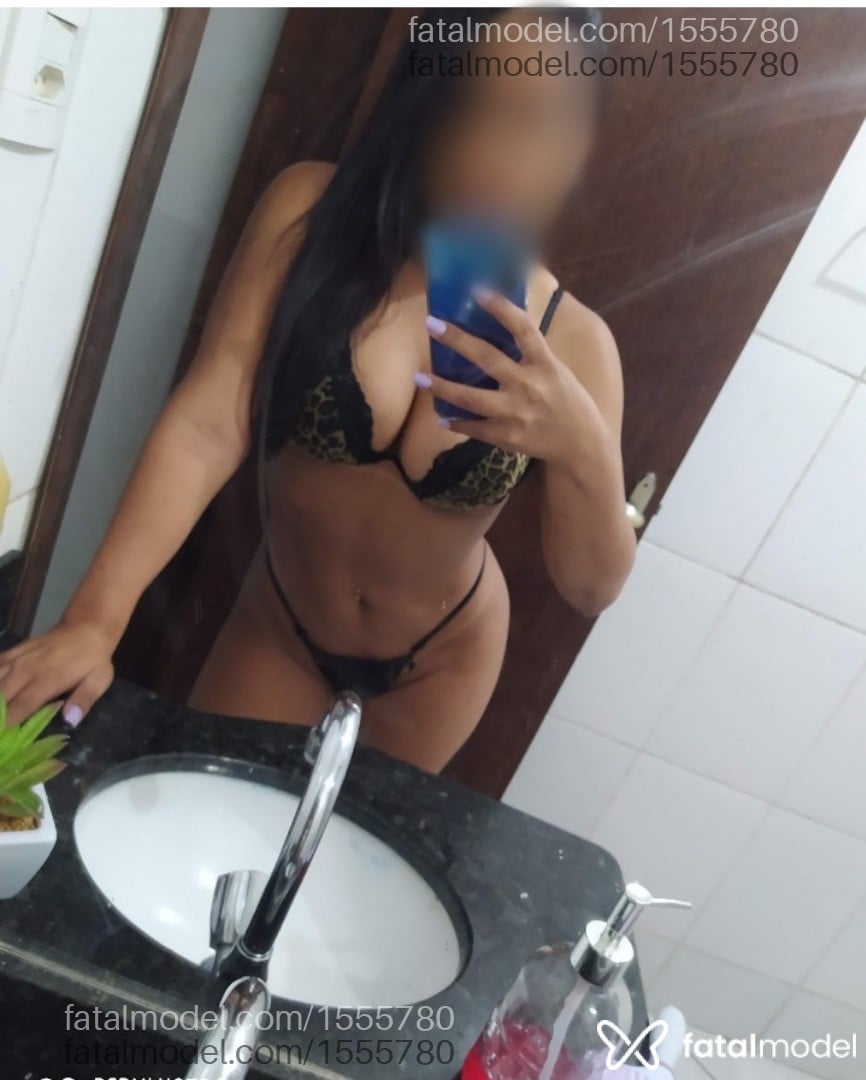 Acompanhante mulher morena (o) de olhos castanhos - Bianca