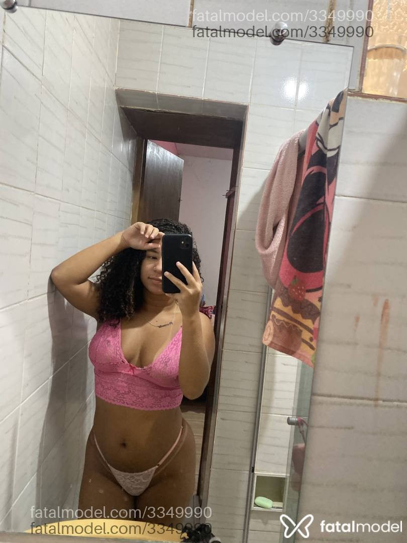 Acompanhante mulher com cabelo castanho de olhos mel em Uberaba - Angel
