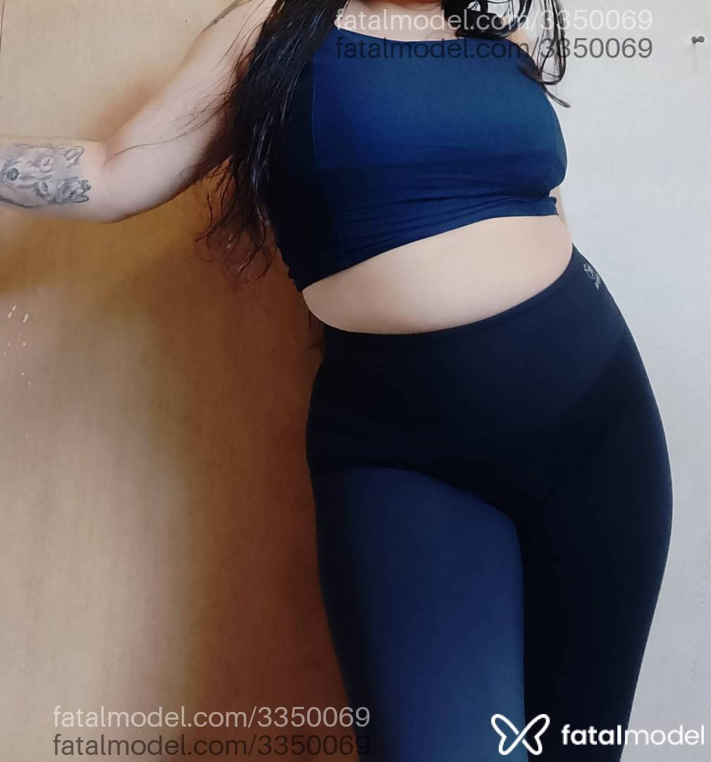 Acompanhante mulher morena (o) de olhos castanhos em Virtual - Sophi