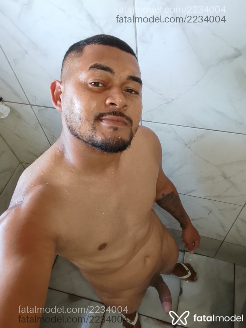 Acompanhante homem morena (o) de olhos pretos - Paull