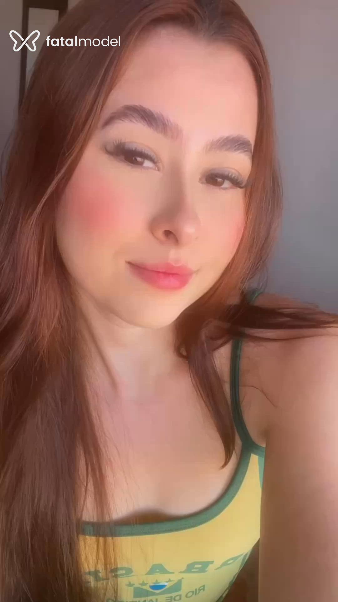 Acompanhante mulher com cabelo castanho de olhos castanhos - Vitória Oliveira Acompanhante mulher com cabelo castanho de olhos castanhos - Vitória Oliveira
