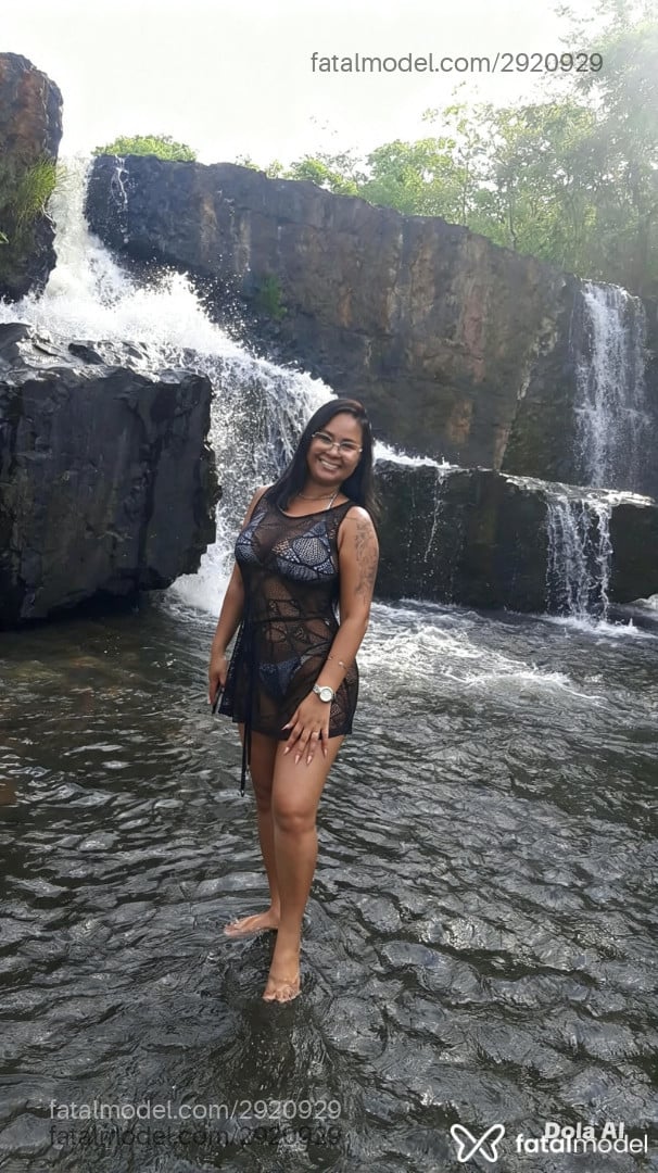 Acompanhante mulher morena (o) de olhos castanhos - Rafaela Gabriela