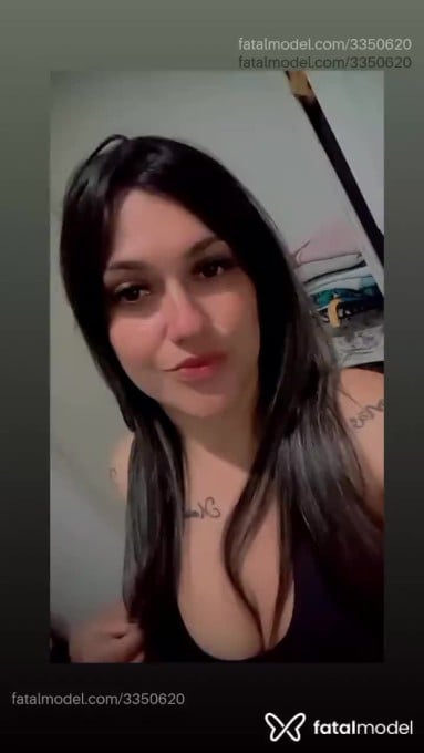 Acompanhante mulher com cabelo castanho de olhos castanhos em Balneário Camboriú - Camilly
