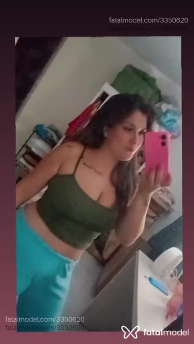 Acompanhante mulher com cabelo castanho de olhos castanhos em Balneário Camboriú - Camilly
