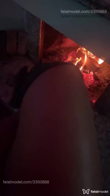 Acompanhante mulher morena (o) de olhos castanhos em Porto Alegre Acompanhante mulher morena (o) de olhos castanhos em Porto Alegre - Thaís