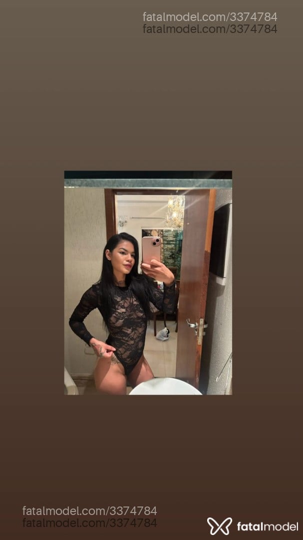 Acompanhante mulher morena (o) de olhos castanhos - Amyy