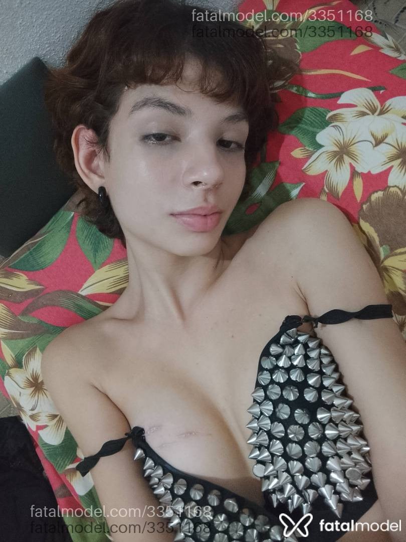 Acompanhante mulher morena (o) de olhos castanhos em Virtual - Mel Mel