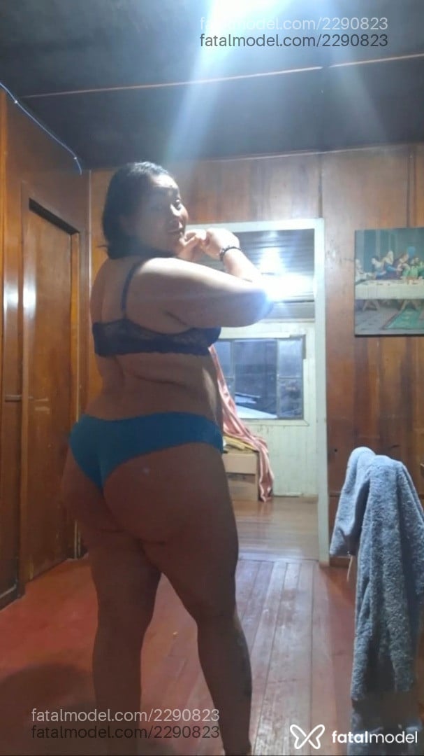 Acompanhante mulher morena (o) de olhos castanhos - Sheila