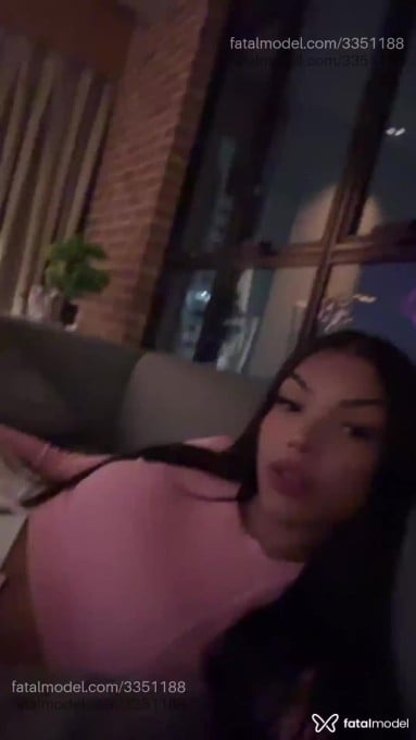 Acompanhante mulher trans morena (o) de olhos pretos em Virtual Acompanhante mulher trans morena (o) de olhos pretos em Virtual - Amanda Soares