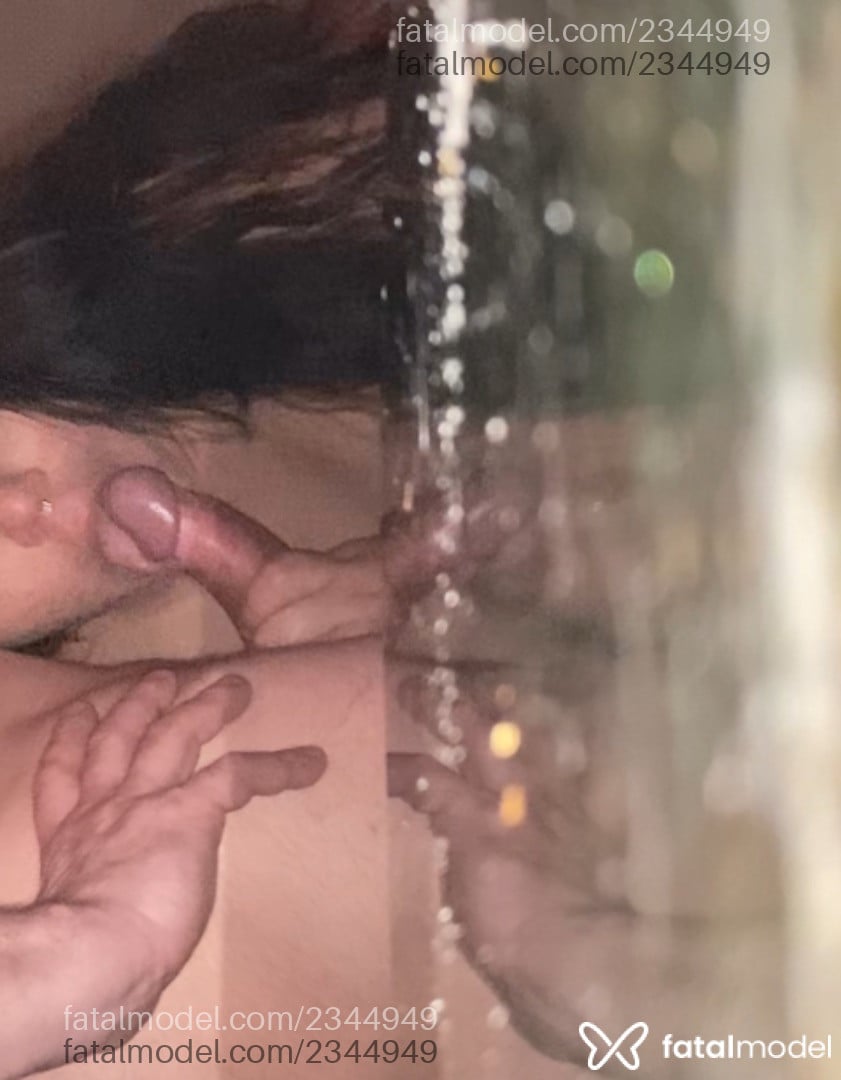 Acompanhante mulher morena (o) de olhos castanhos - Bia Fadoul