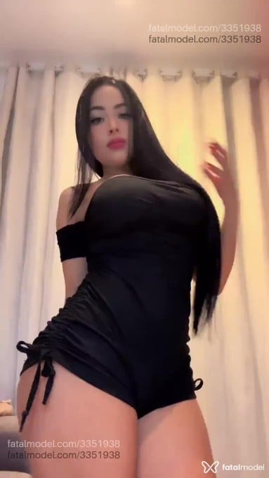 Acompanhante mulher morena (o) de olhos castanhos - Bianca