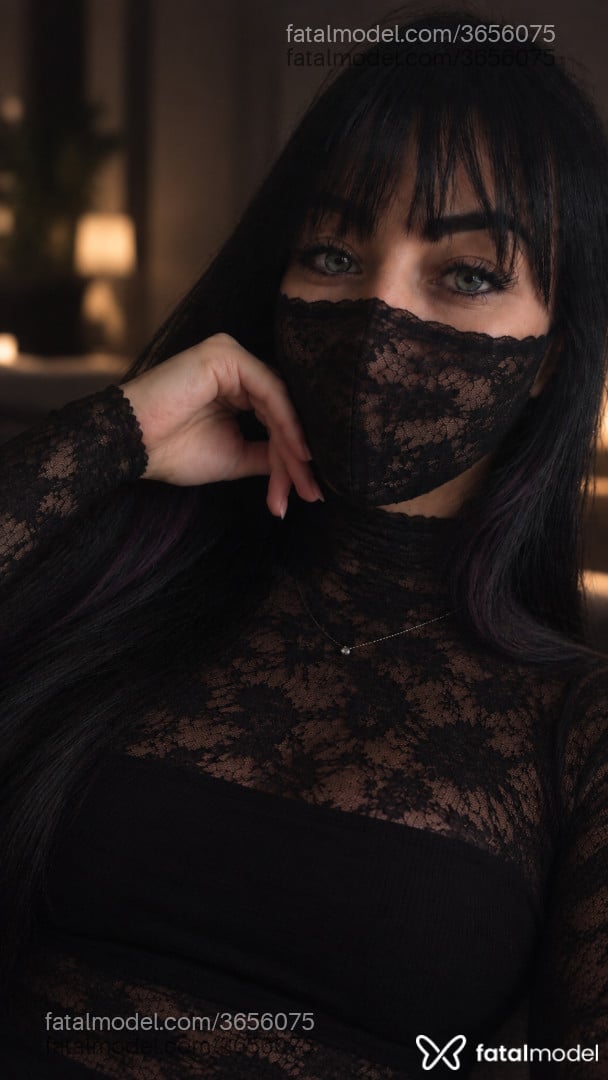 Acompanhante mulher morena (o) de olhos verdes - Mirella Souza