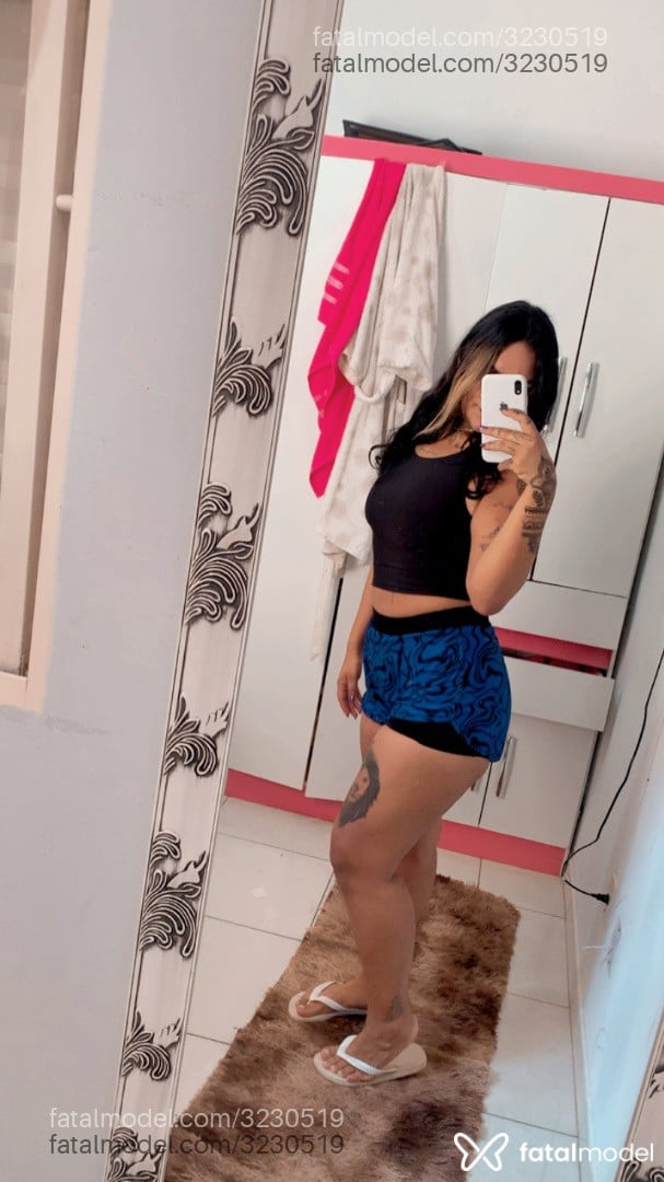 Acompanhante mulher morena (o) de olhos castanhos - Luana