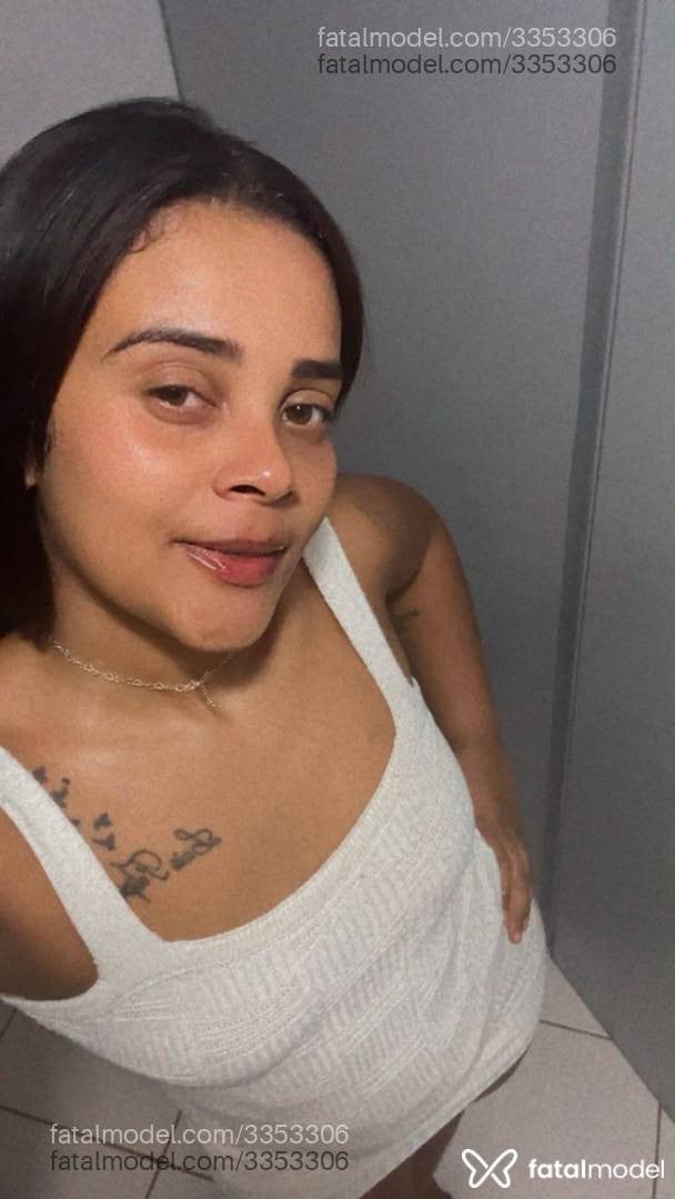 Acompanhante mulher morena (o) de olhos castanhos em Uberlândia - Mirela Santos