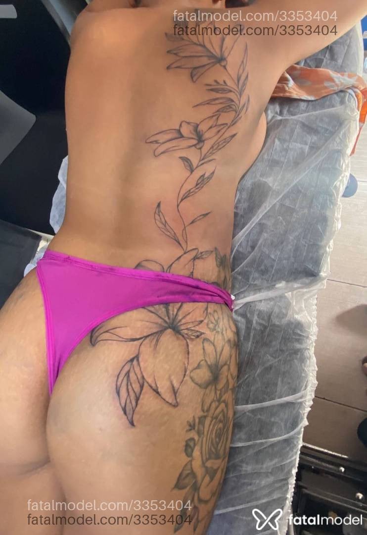 Acompanhante mulher morena (o) de olhos castanhos em Campos dos Goytacazes - Liz Moura