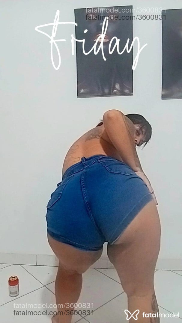 Acompanhante mulher morena (o) de olhos verdes - Vanessinha