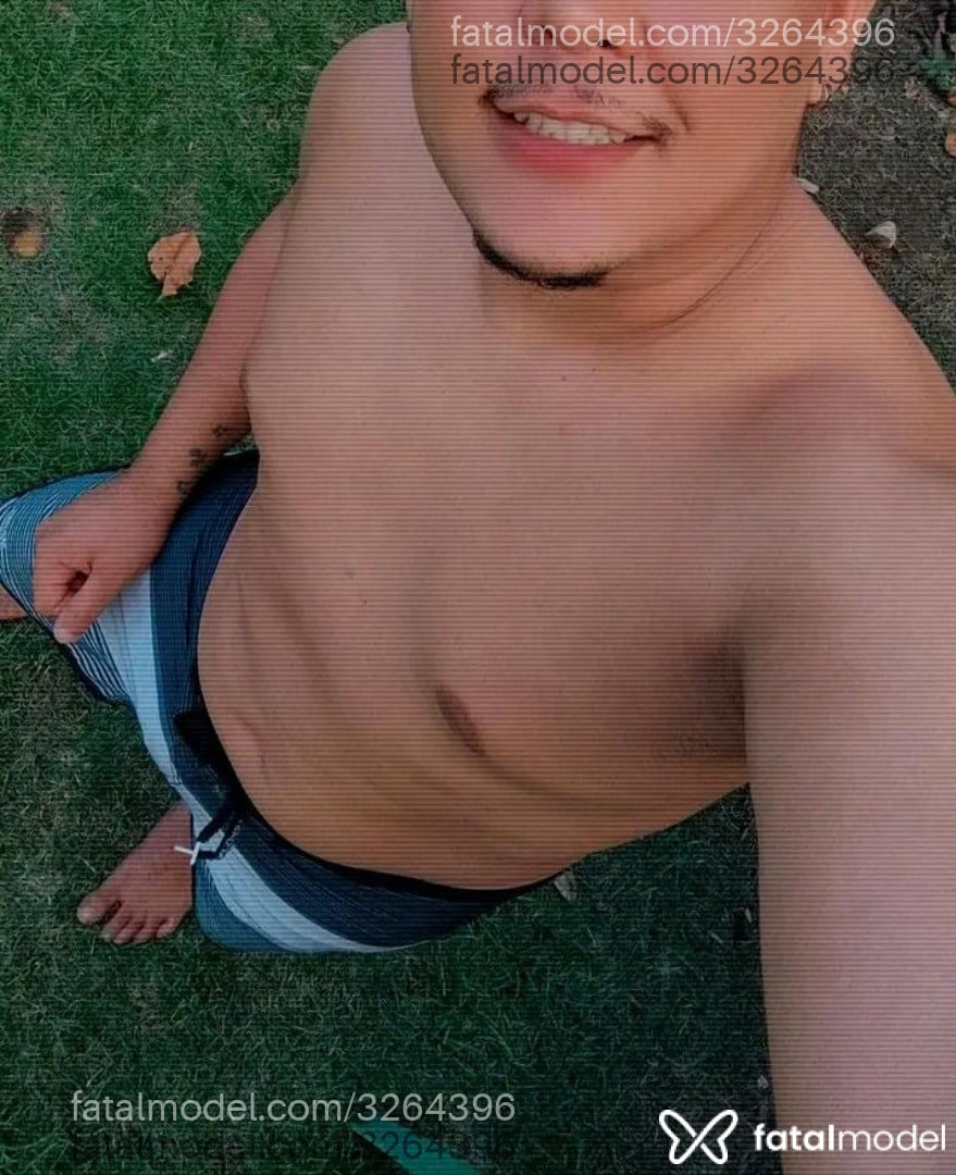 Acompanhante homem com cabelo castanho de olhos pretos - Angel