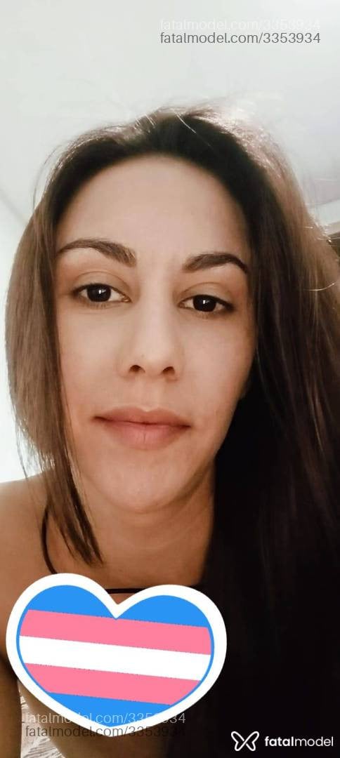 Acompanhante mulher com cabelo castanho de olhos castanhos - Audii