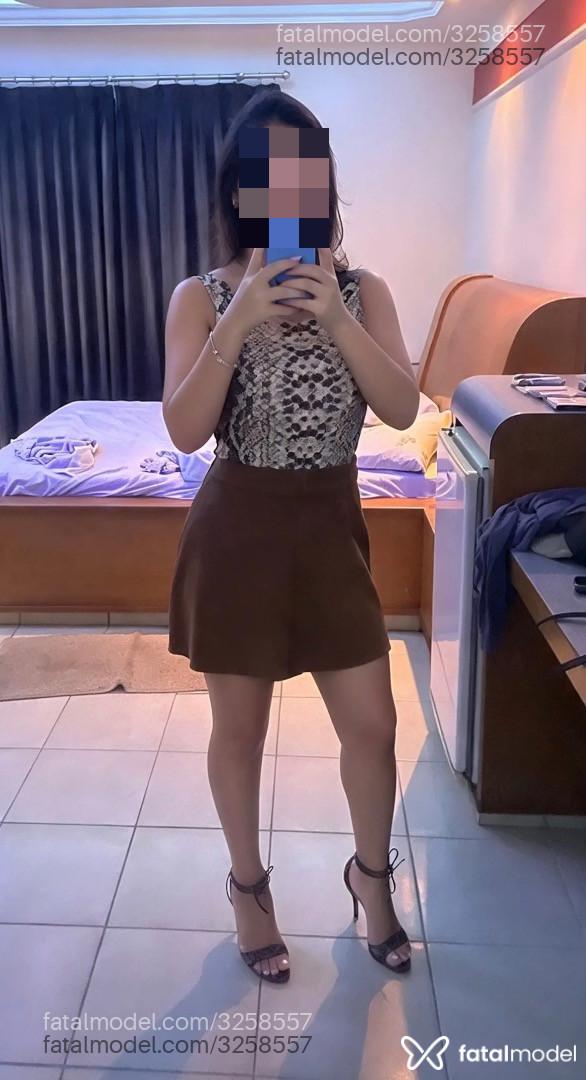 Acompanhante mulher com cabelo castanho de olhos castanhos - Anne Ferrari