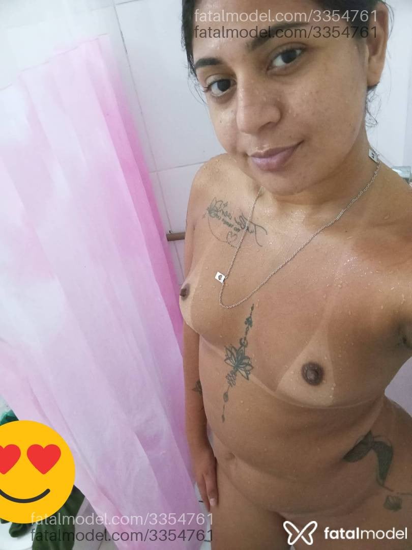 Acompanhante mulher com cabelo castanho de olhos pretos em Campos dos Goytacazes - Lívia