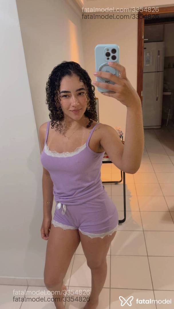 Acompanhante mulher morena (o) de olhos castanhos em João Pessoa - Luna Miller