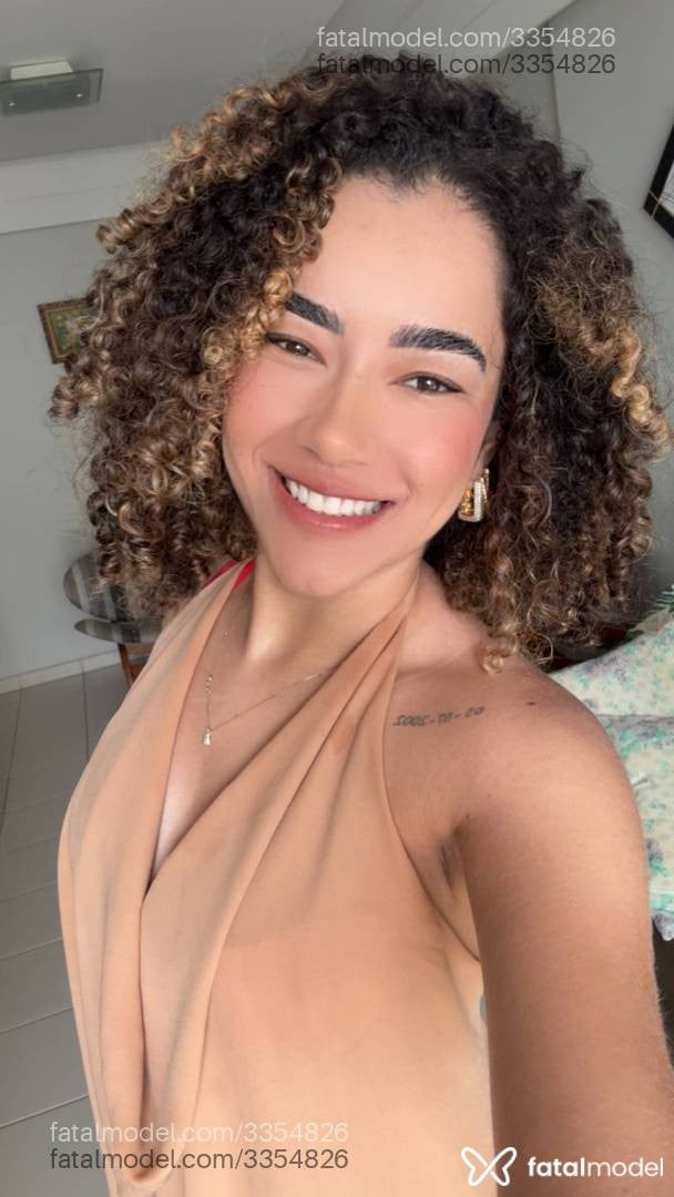 Acompanhante mulher morena (o) de olhos castanhos em Araraquara - Luna Miller
