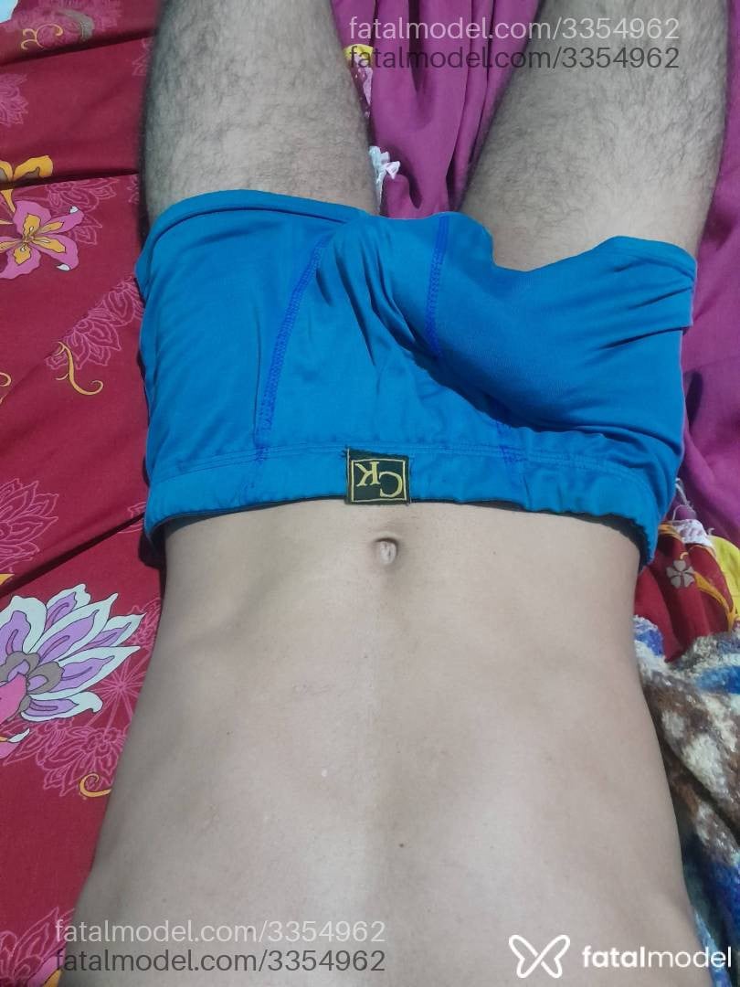 Acompanhante homem morena (o) de olhos pretos em Sinop - Marcos