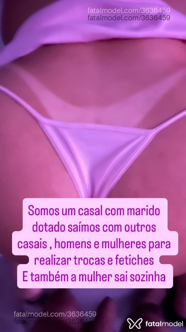 Acompanhante mulher com cabelo castanho de olhos castanhos - Júlia